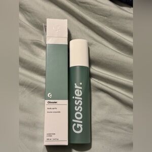 Glossier Body Spritz - Sandstone Cypress